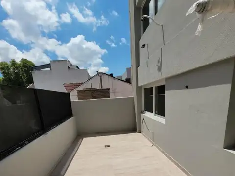 Departamento 4 ambientes con 3 baños