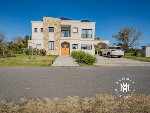 Casa en Venta de 6 dormitorios