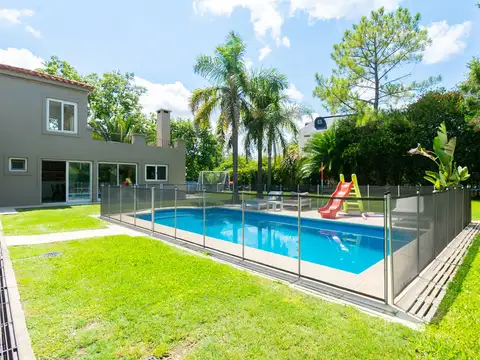 Casa en Venta en Pacheco Golf Club, USD 1.400.000