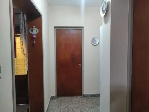 Depto Tipo Casa en Venta en Haedo Sur, USD 140.000