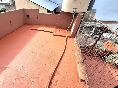 Depto Tipo Casa en Venta de 5 ambientes