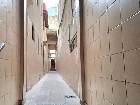 Depto Tipo Casa en Venta 50 años