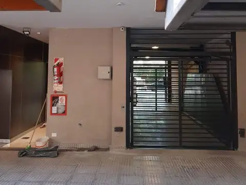 VENTA COCHERA FIJA PALERMO PARA 2 AUTOS MEDIANOS