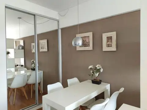 Av. Libertador 700 , Piso 12