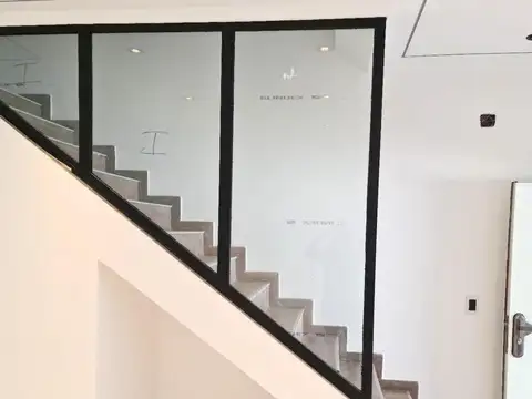 Departamento 4 ambientes con 3 baños