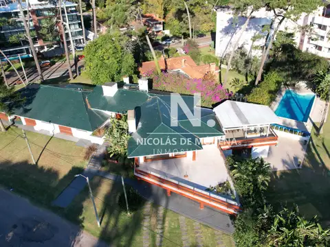 Casa 6 ambientes con 6 baños