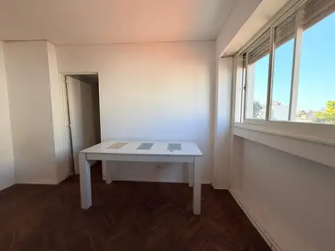 Departamento en Venta en Villa del Parque, USD 98.500