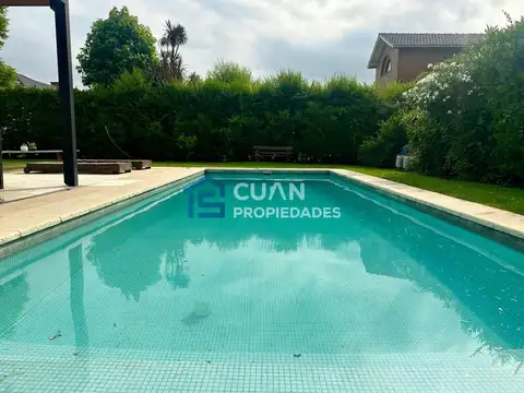 Casa en Venta en La Caballeriza, USD 398.000