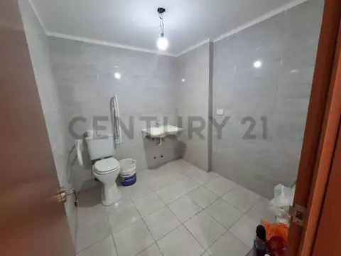 Venta Local en Recoleta a la Calle 170 m² c/ Depósito | Apto Gastronómico | Ideal Oficinas/Estudios