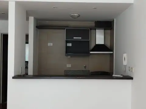 Nahuel Huapi 4900, Piso 1