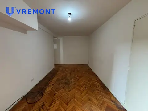 Av Belgrano  al 2400