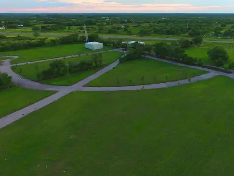 Exclusivo lote de 2.152 m²-Santa Bárbara CountrY