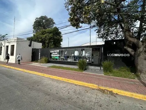 Galpon en Venta en Alberdi, USD 395.000