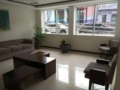 OFICINA EN ALQUILER- CORDON MONTEVIDEO- AMOBLADA- CON COCHERA