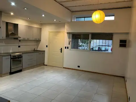 Cortina 2100, Piso PB