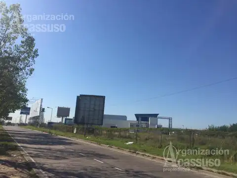 Colectora Panamericana Oeste- Acceso Pilar