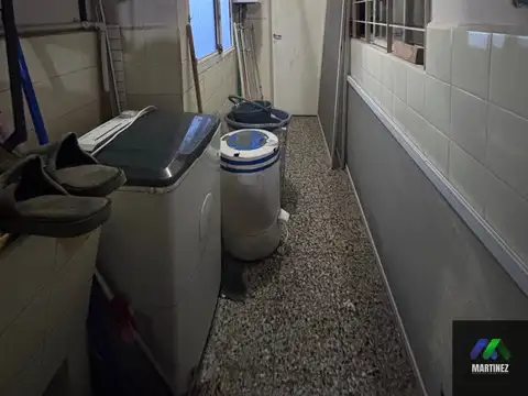 Departamento 5 ambientes con 3 baños