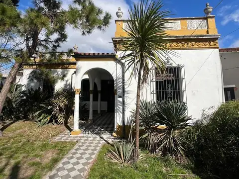 Casa en Alquiler en Banfield, $ 1.500.000