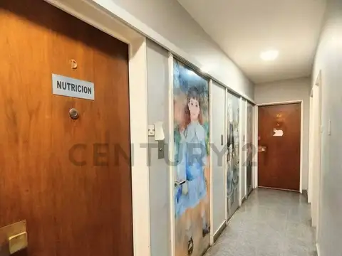 VENTA CONSULTORIOS  en Belgrano, zona  Clinica Zabala.