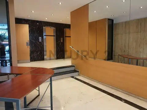 Avenida Cabildo 1100, Piso 1
