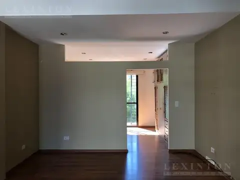 Eduardo Wilde 40, depto 5