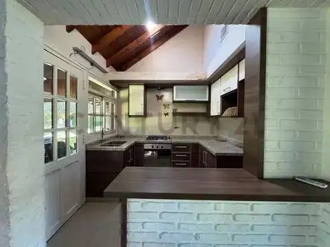 Casa en Alquiler en Country Club Banco Provincia, USD 2.000