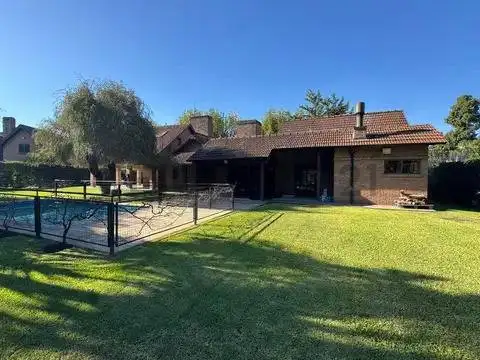 almafuerte , campos de alvarez, country club banco provincia 3900, Piso 0