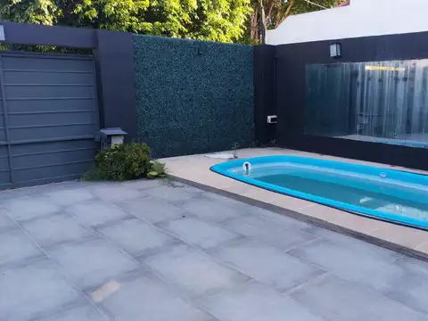 Casa 5 ambientes con 3 baños