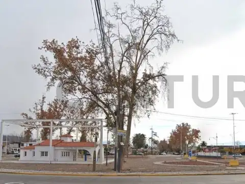 VENTA – Terreno en ROTONDA J. J. PASO Y SAN MARTIN, Carrodilla