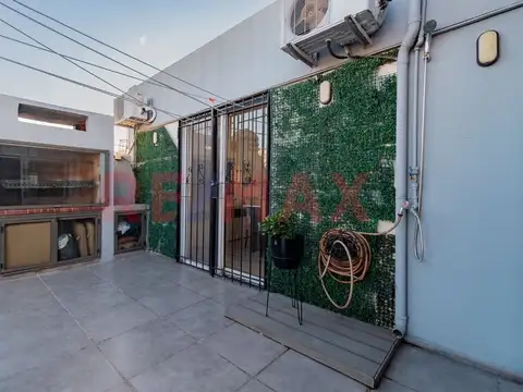 Avenida Juan Bautista Alberdi 1000