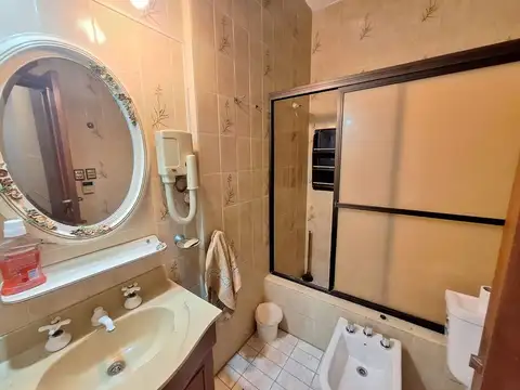 Casa en Venta con 6 cocheras