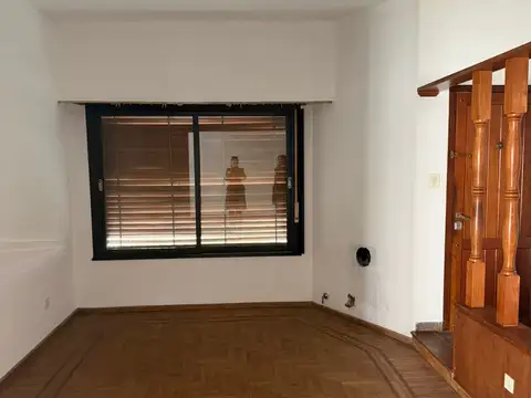 Casa 5 ambientes con 1 baño