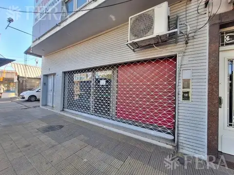 Local en Venta en Villa Dominico, USD 230.000