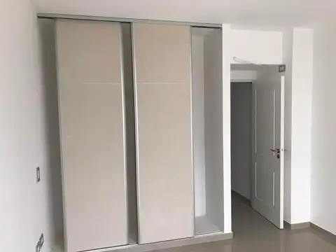 Avenida Italia 430 , Piso 2