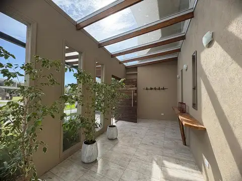 Casa en Alquiler Temporal en Haras Santa María, USD 3.000