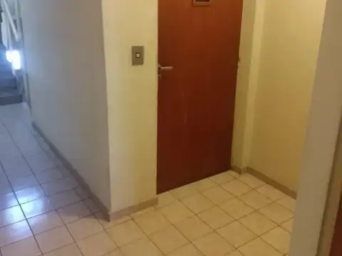 Departamento un dormitorio diagonal 74 y 8 - Microcentro la plata