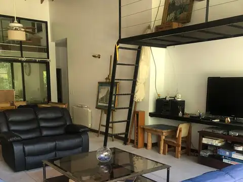 Casa en Venta con 1 cochera