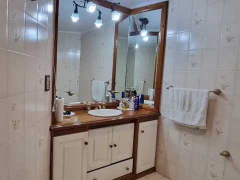 Casa en Venta en El Palomar, USD 390.000