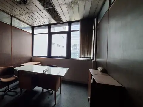 Oficina en Venta 60 años