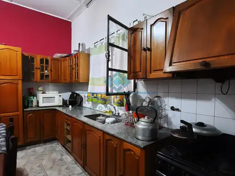 VENTA-CASA + LOCAL COMERCIAL SOBRE LA RUTA- LA GRANJA