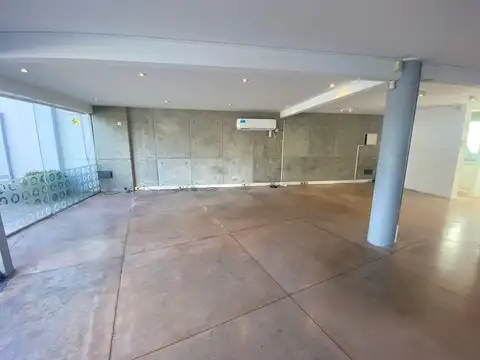 Local en Alquiler en La Lucila, USD 3.500