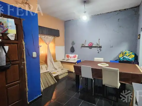 Casa 5 ambientes con 2 baños