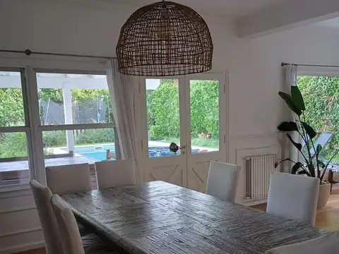 Casa en Alquiler de 4 dormitorios