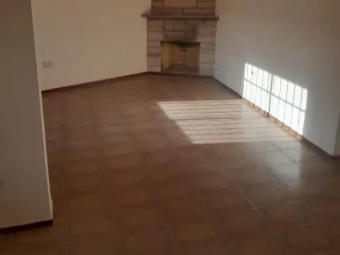 Casa en Venta en Mendoza, USD 119.000