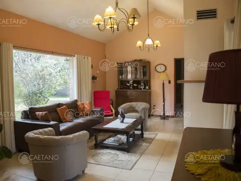 Casa en Alquiler Temporal de 4 dormitorios
