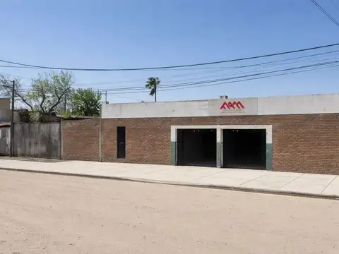 Roque Saenz Peña 900