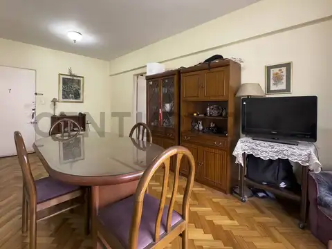 Curapaligüe 400, Piso 5