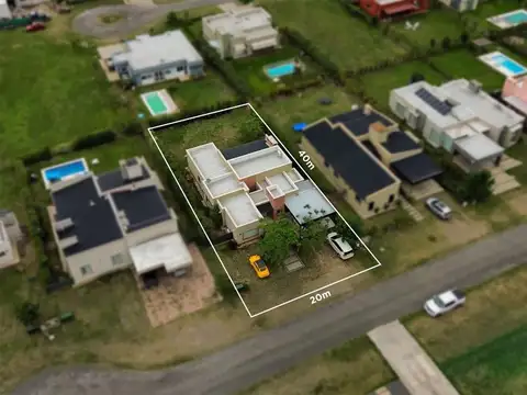 Casa en Alquiler en Jardines De San Lorenzo, $ 2.450.000