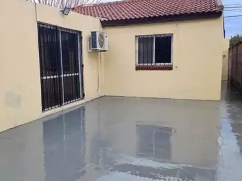 Casa en venta - 3 Dormitorios 1 Baño - Alejandro Korn