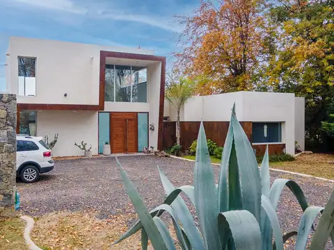 Casa en Alquiler Temporal de 4 dormitorios